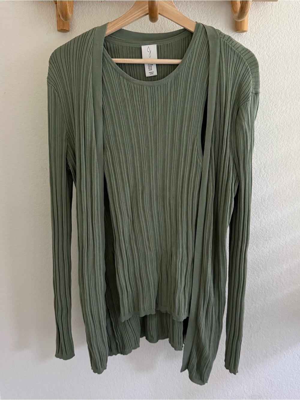 JOIE ribbed knit olive green plissé-pleat set open front cardigan and tank top